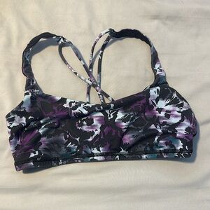 Lululemon light support bra a/b cup size 6